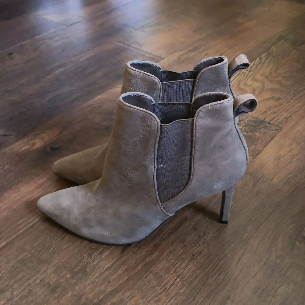 Brand New Ralph Lauren High Heeled Wedge Ankle Boots Light Brown Suede Size 7.5B